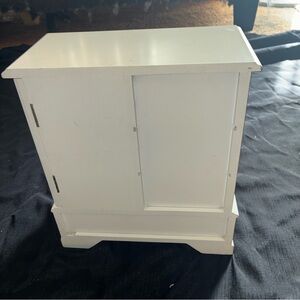White Wooden Bathroom Cabinet